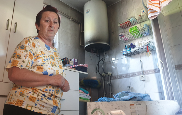 Држава мери напон који пали куће: Поново букнула ватра у Пријепољу, инжењери покушавају да нађу узрок